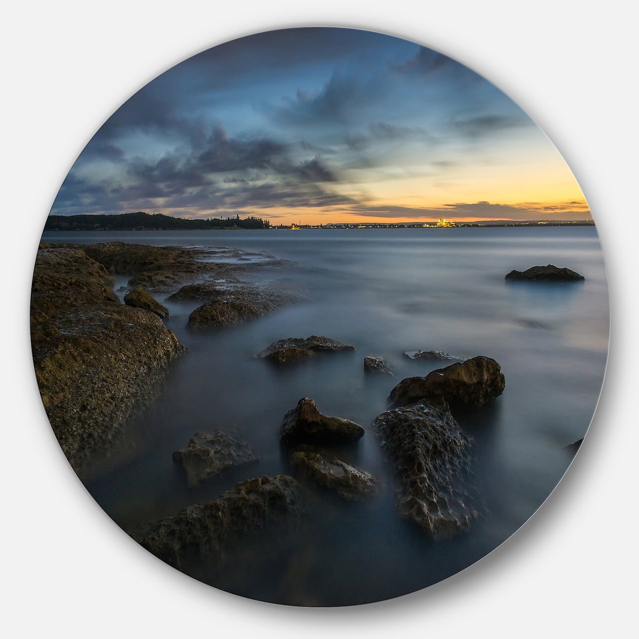 Designart - Bluish Sunset at La Perouse Sydney' Large Seashore Metal Circle Wall Art